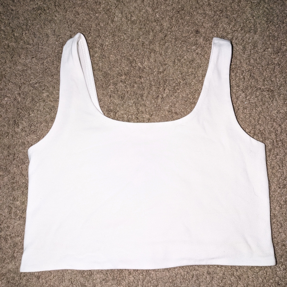 Art Class White Sleeveless Crop Tank Top